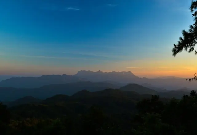 The 1269 descent to Hang Dong, northern Thailand
